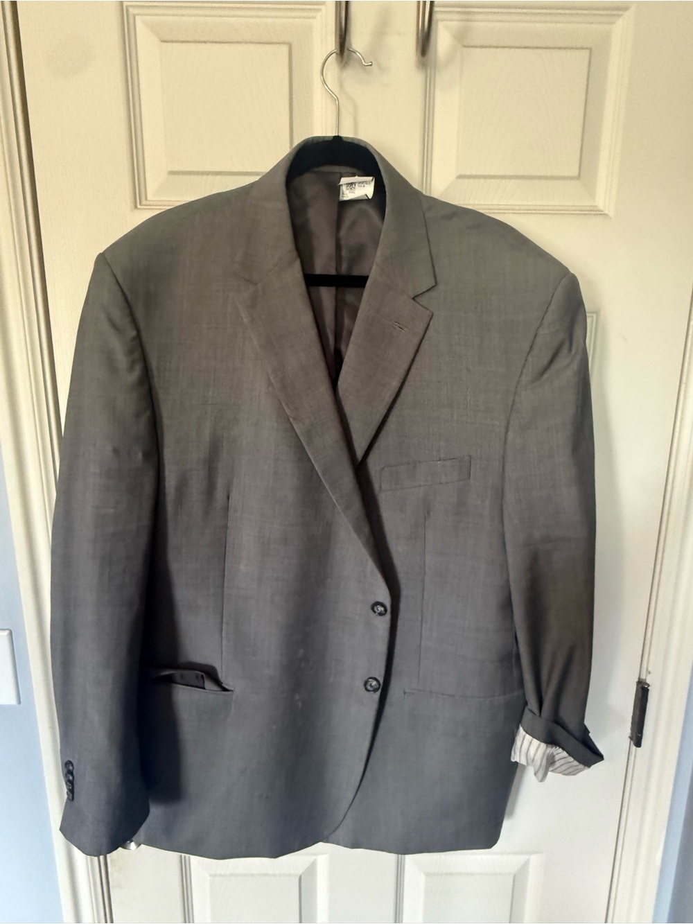 Classic Men's Gray Blazer - Single-Breasted